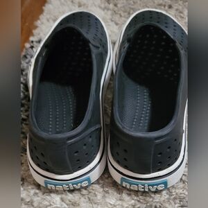 Natives black and white m5w7